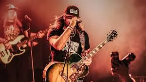 Koe Wetzel & Ole 60 tickets